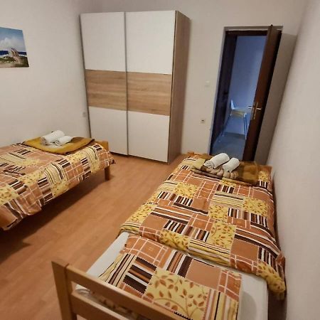 Apartment Ajdukovic Vodice Eksteriør bilde
