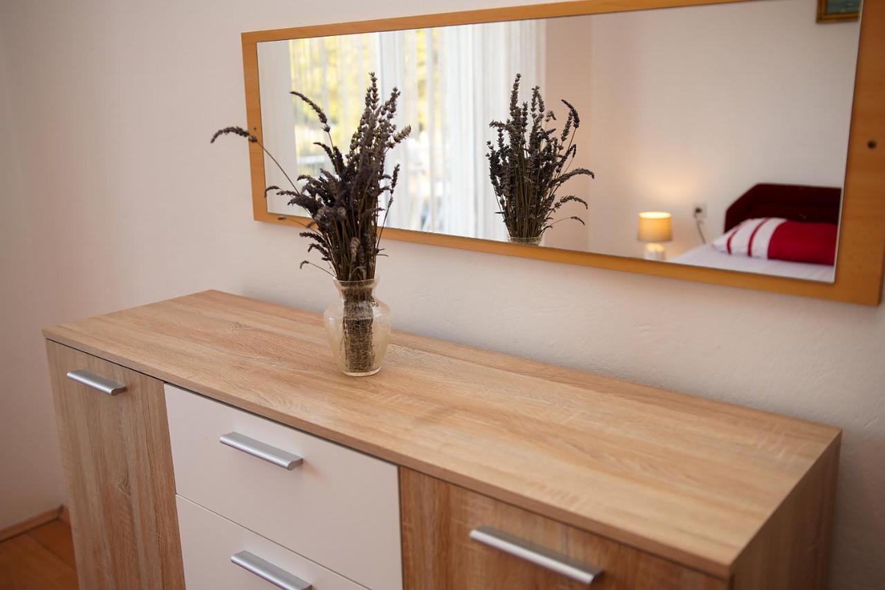 Apartment Ajdukovic Vodice Eksteriør bilde