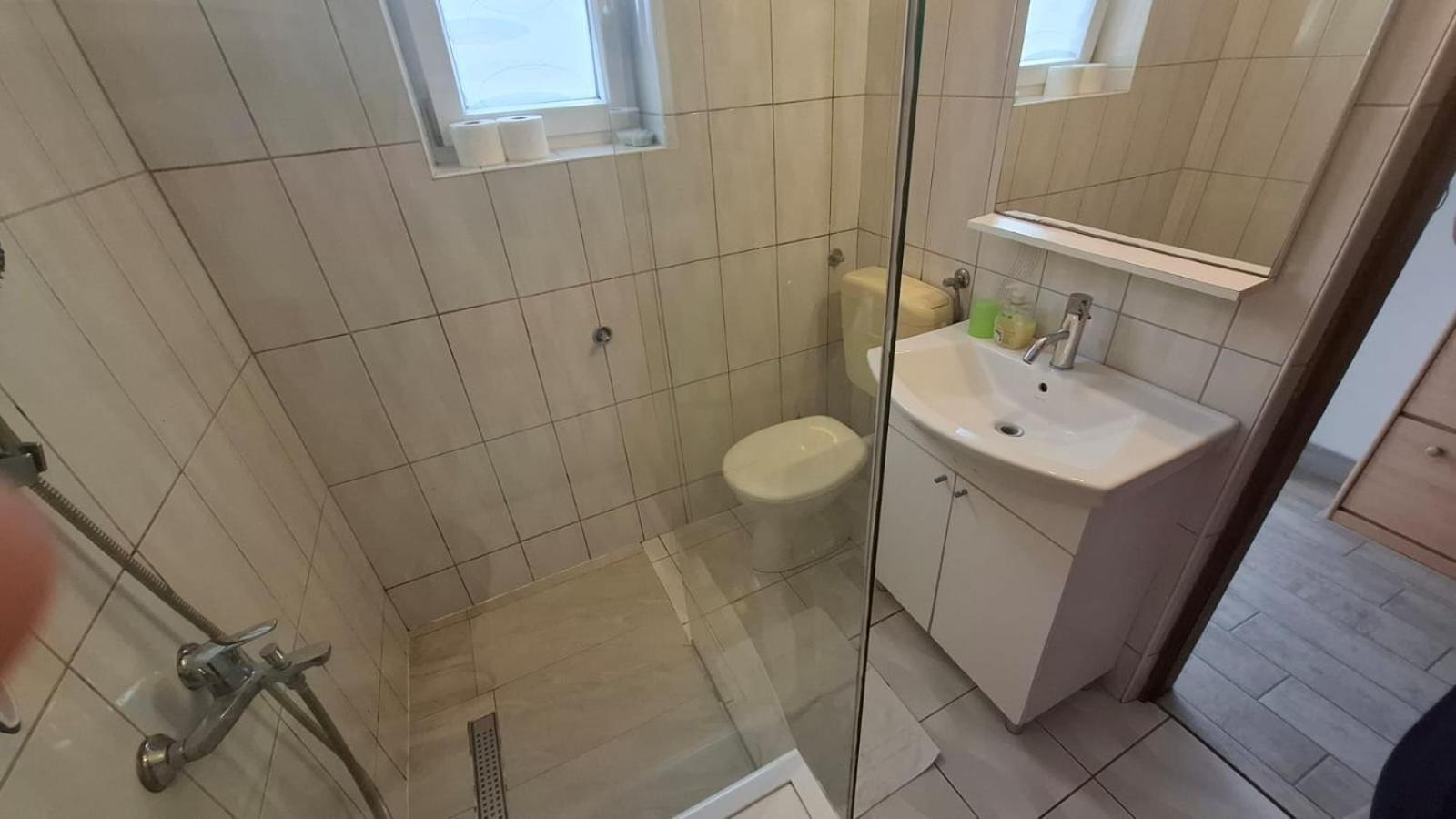 Apartment Ajdukovic Vodice Eksteriør bilde
