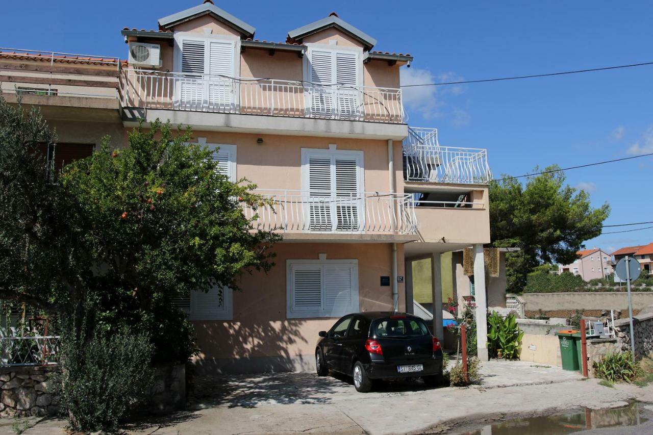 Apartment Ajdukovic Vodice Eksteriør bilde