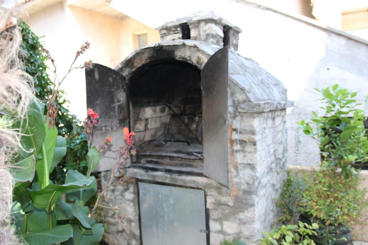 Apartment Ajdukovic Vodice Eksteriør bilde